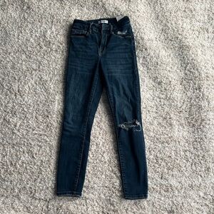 Good American Dark Blue Skinny Jeans- good legs crop